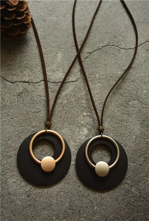 Vintage Ethnic Style Women's Long Wooden Pendant Necklace