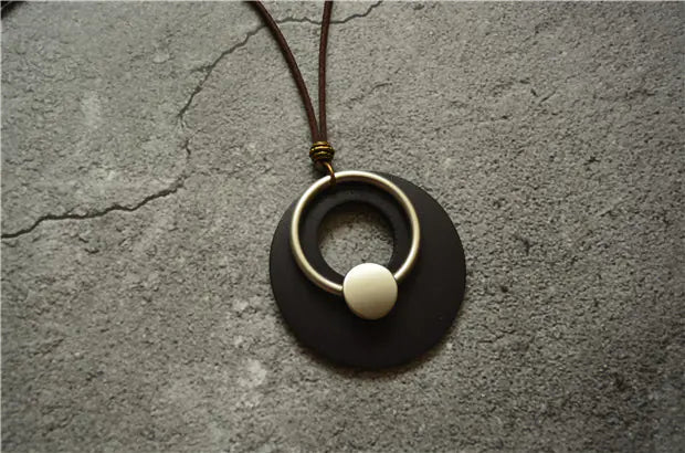 Vintage Ethnic Style Women's Long Wooden Pendant Necklace