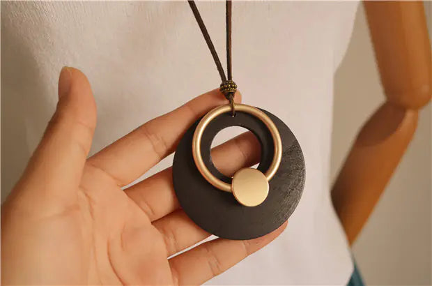 Vintage Ethnic Style Women's Long Wooden Pendant Necklace