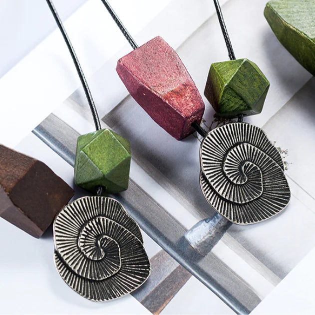 Vintage Ethnic Style Alloy Sweater Chain with Wood Pendant