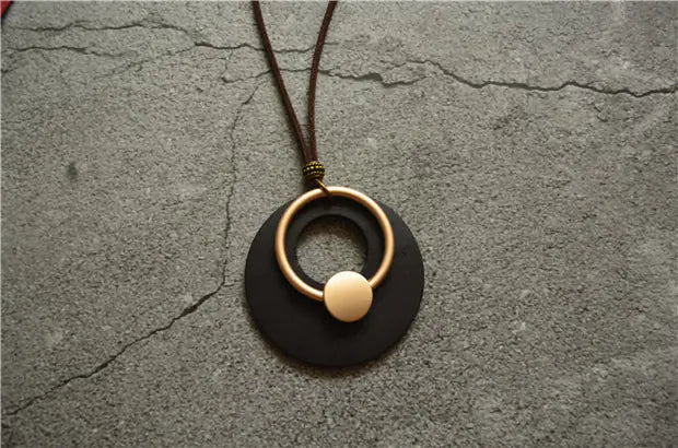 Vintage Ethnic Style Women's Long Wooden Pendant Necklace